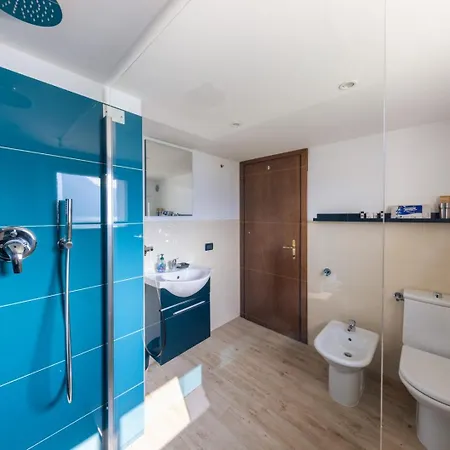 Argegno Como Lake * 아르제뇨