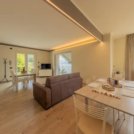 아파트 Argegno Como Lake *